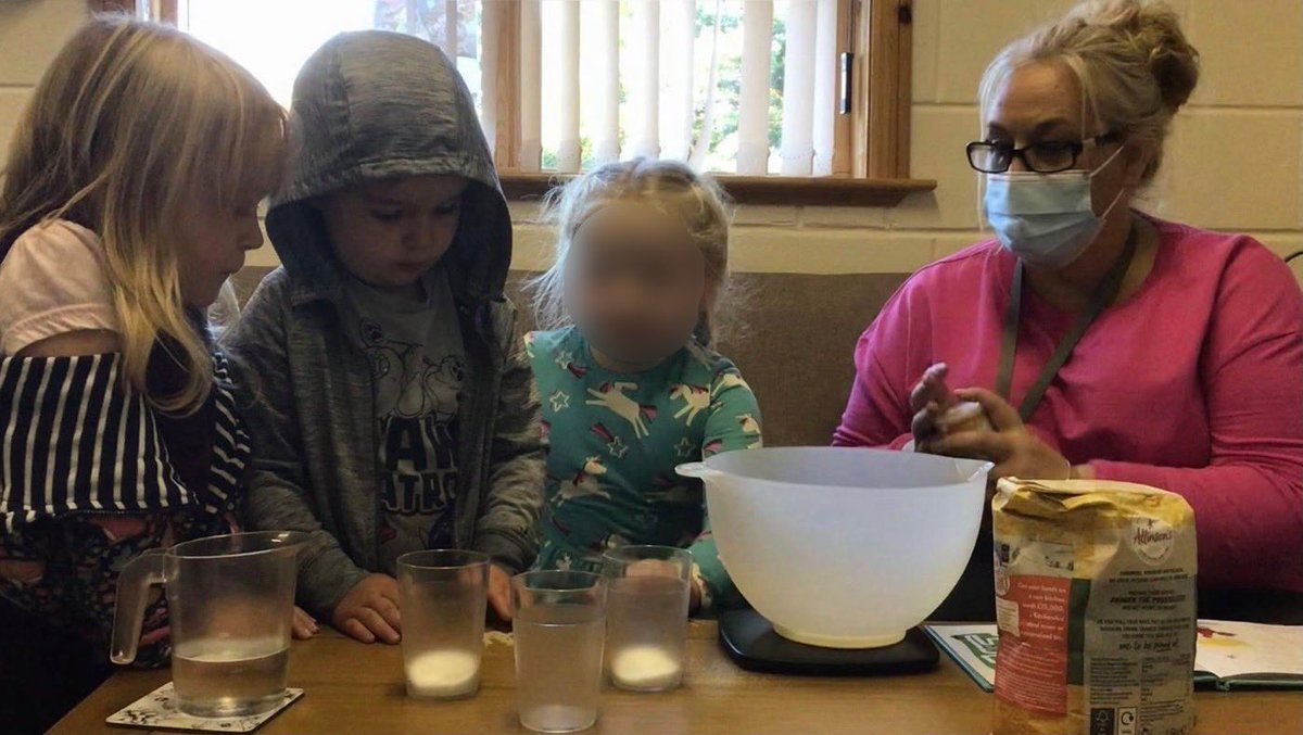 ScotsCornerELC's tweet image. Children bringing the story to life by following the recipe in the ‘Little Red Hen’ story! 🐓🍞🌾#RealLifeExperiences #EarlyYears #ChickenBread