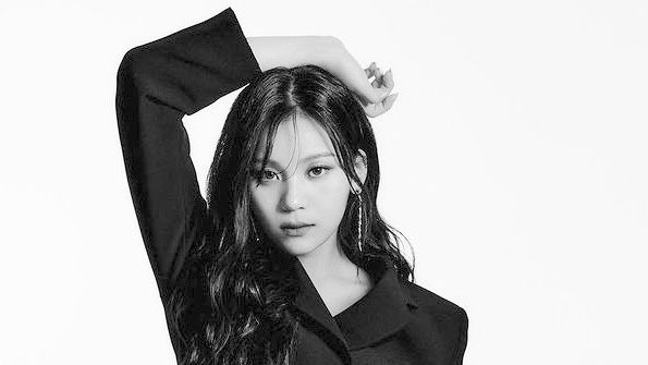 VIVIZFILES's tweet photo. Hi! This account is dedicated to the best trio #VIVIZ (#비비지). You will find any #Eunha, #SinB and #Umji content here. Please like and retweet to spread my account and don’t forget to follow me for more #VIVIZ content soon. https://t.co/pO0pmSEOOI