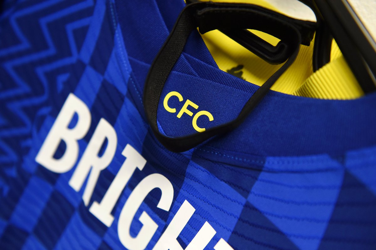 ChelseaFCW's tweet photo. The Blues will be wearing black armbands this evening in memory of our dear colleague and friend, Sam Hasan, who sadly passed away yesterday afternoon. 💙 https://t.co/w27xiiEpVH