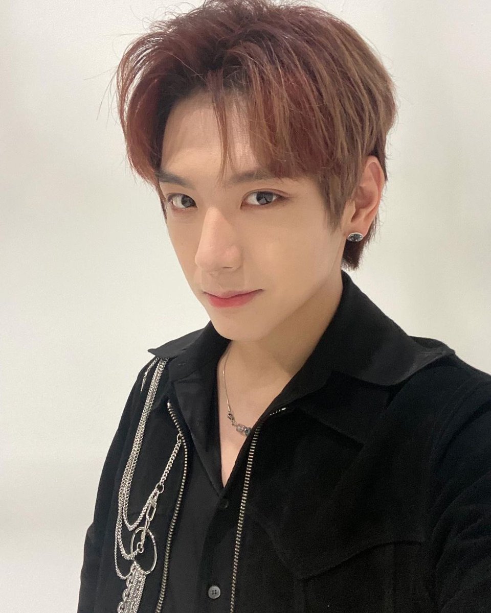 nflying_uy's tweet photo. [INSTA|211006]

#JAEHYUN: Sober✈

#NFlying #엔플라잉 #NFia #엔피아
#TURBULENCE #Sober
@NFlyingofficial (💫) https://t.co/hcnM7zZ6A2