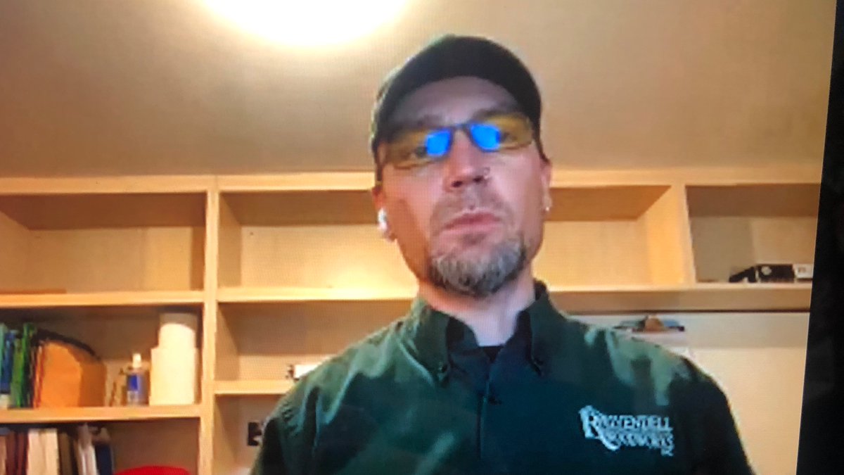Pathways_MDUSD's tweet photo. Thank you to Jeremy Evje from #rivendellwoodworks for joining us today on our second day of #BayAreaManufacturingWeek in collaboration with @MtDiabloUSD and @cityofconcord!
#CareerPathways #Manufacturing @BayAreaMFG https://t.co/Z8OJigogLg