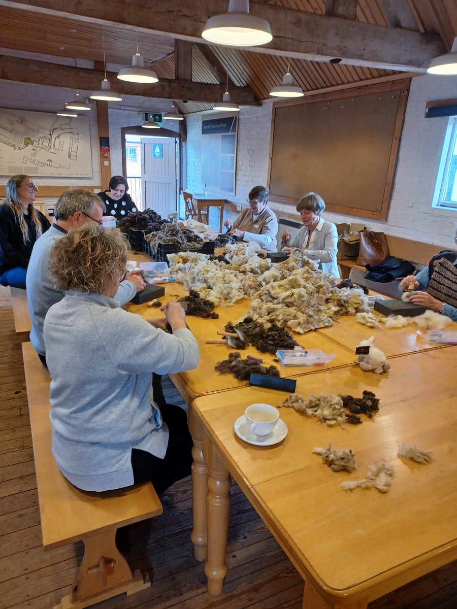 KaiSonghurst's tweet photo. I made this!!!
I made and built an event. #campaignforwool #britishwoolweek https://t.co/h6eQqk2X6D