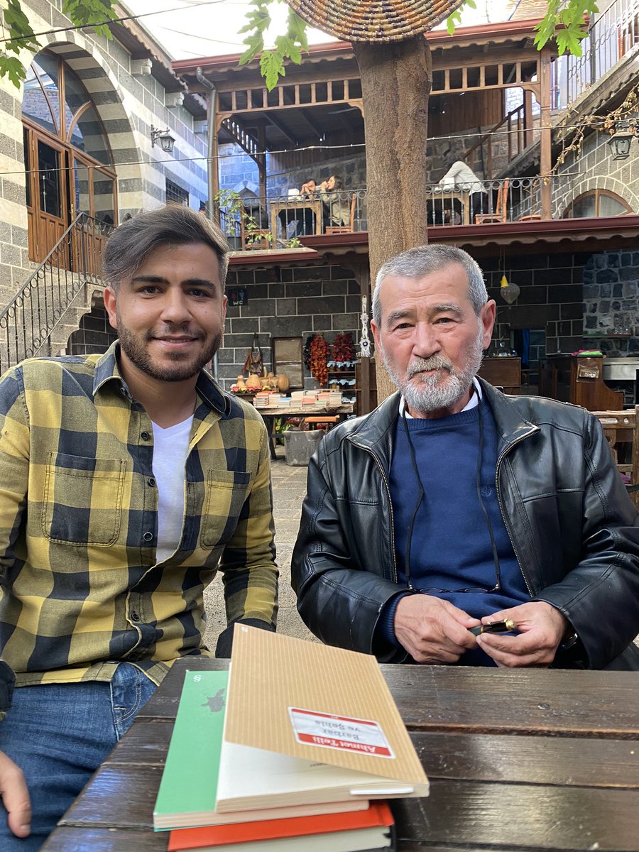 musaaakyol's tweet photo. #Ahmettelli #kalbimunutbuşiiri https://t.co/Wpno8NuGNN