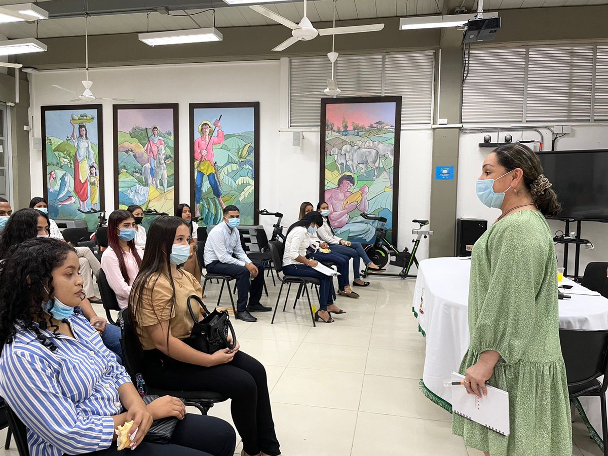 RuthRamrezOspi1's tweet image. En @SENA_Antioquia #Caucasia, trabajamos de la mano con el Grupo Éxito, gracias por fortalecer el perfil de nuestros aprendices. 

#SENAconlosempresarios