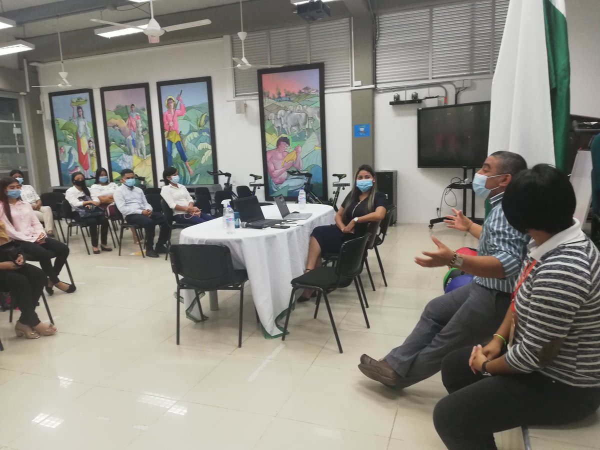 RuthRamrezOspi1's tweet image. En @SENA_Antioquia #Caucasia, trabajamos de la mano con el Grupo Éxito, gracias por fortalecer el perfil de nuestros aprendices. 

#SENAconlosempresarios
