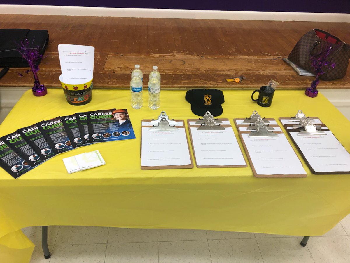 Lakeview School tweet media