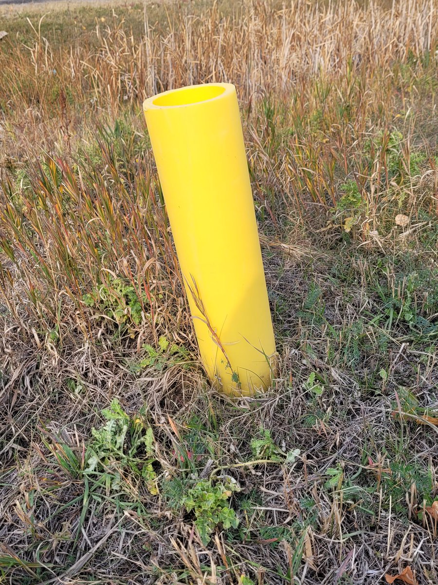 digsafeyeg's tweet photo. Signs help you understand the #facilities in your neighborhood,a request for a #locate from the
#utilitysafetyPartners,will confirm their location in the AIR and Ground before you start your project.
@Utility_Safety #clickbeforeyoudig #eapuoc #wherestheline #ATCOgas #EPCOR https://t.co/KqCoG60aDS