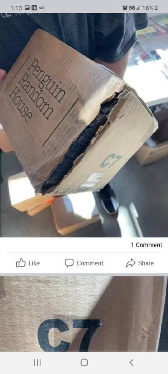 trizzy009's tweet photo. @penguinrandom Y’all need to do a lot better than this. Especially if y’all aren’t taking returns or replacing damaged shipment. Marvel should really consider cutting the contract. https://t.co/66ITIsNdH2
