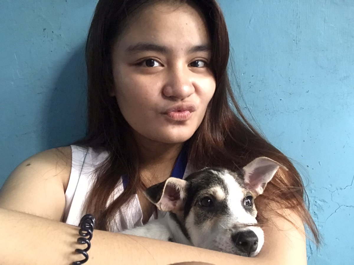 generosaaaa's tweet photo. 🐶🐾🤓 https://t.co/4uA5rU1LPq