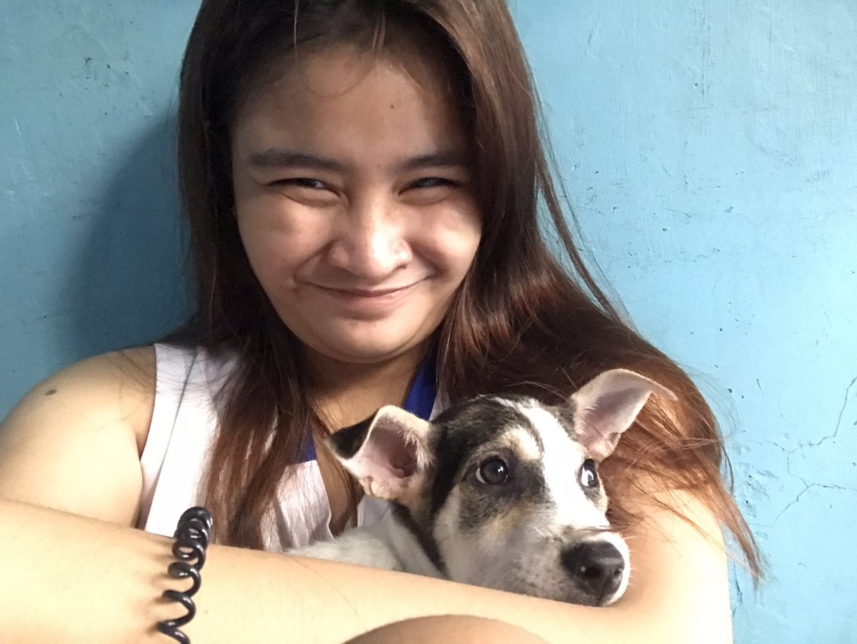 generosaaaa's tweet photo. 🐶🐾🤓 https://t.co/4uA5rU1LPq
