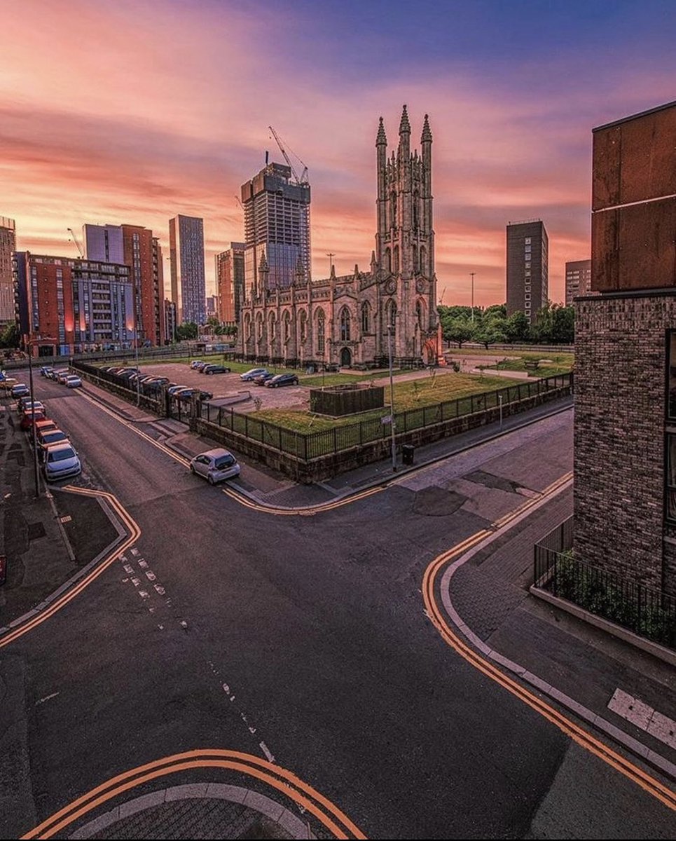 MancPictures's tweet photo. St George’s Church

📸 RobHeiligPhotography https://t.co/5bzgOvY9TM