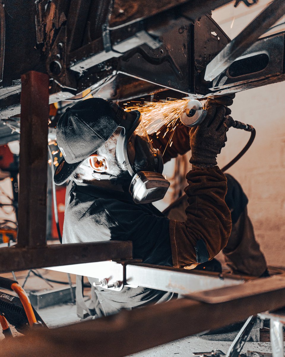 Series 2 FHC E-Type, freshly imported from the USA, currently in the process of being re-registered on to UK number plates. This vehicle needs new floor sections and some much needed paint and mechanical work.
-
-
-
-
-
-
-
-
-
- #classiccar #classiccars #vintagecar