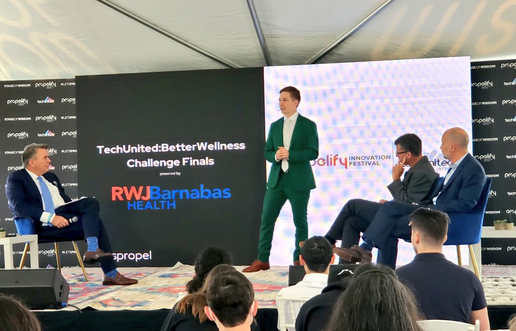 Mark Esposito, CEO of FVCG portfolio company @kayothera, pitched in the @WeAreTechUnited BetterWellness Challenge finals at @propelify earlier! Looking sharp in the green suit! #letspropel