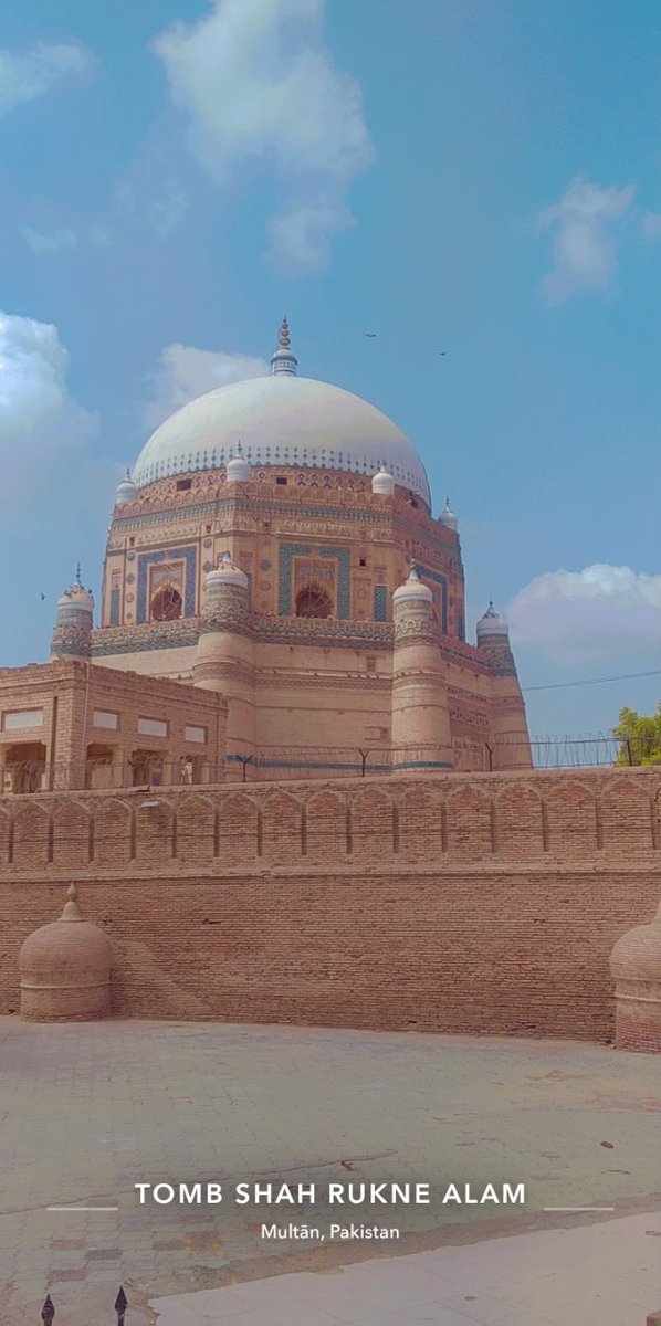 Amk009_'s tweet photo. تمہارے شہر میں داخل ہوئے تو یاد آیا
تمہارے شہر سے ہجرت بھی ایک مسئلہ ہے۔ https://t.co/BiSXnYspCh
