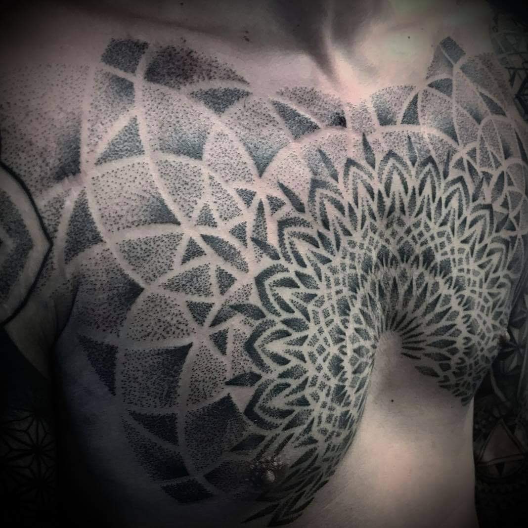 loo_tttt's tweet photo. Ready for #brusselstattooconvention ?? #tattoo #inktober2021 #ink #dotwork https://t.co/PQGzCQMnr4