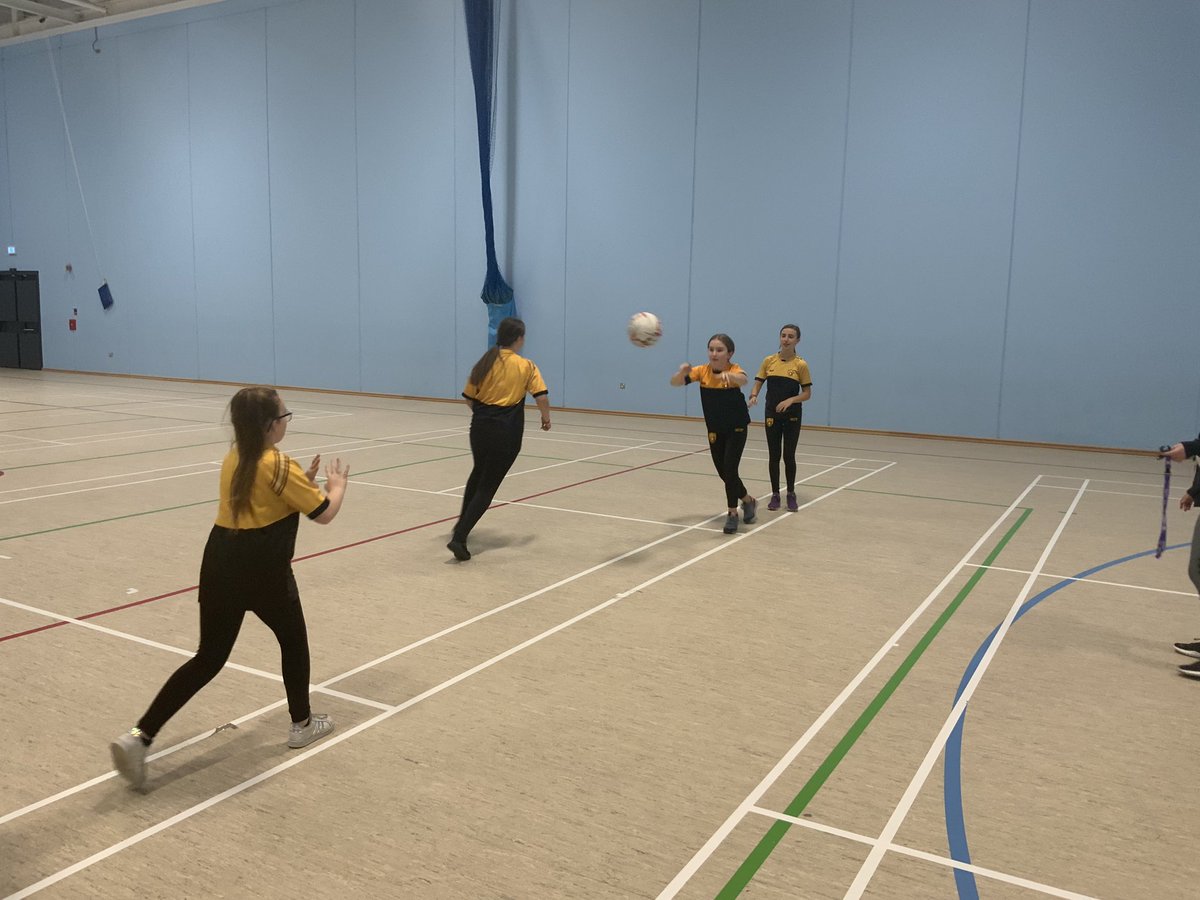 ACS Sport, Health & Well-Being (@acs_sport) on Twitter photo Lots going on tonight <a href="/aberdareschool/">Aberdare Community School</a>
2 🏴🏆⚽️ fixtures v our neighbours and ffrindiau @agrhydywaun and Yr 8 🏐 training.
Lots of active, happy and healthy bodies enjoying sport with their mates.
#HeadHeartHandsHealth Lots going on tonight <a href="/aberdareschool/">Aberdare Community School</a>
2 🏴🏆⚽️ fixtures v our neighbours and ffrindiau @agrhydywaun and Yr 8 🏐 training.
Lots of active, happy and healthy bodies enjoying sport with their mates.
#HeadHeartHandsHealth