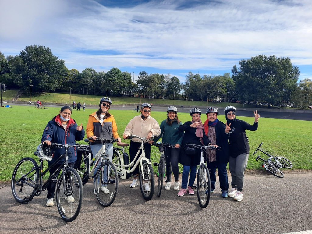CardiffAjaxCC's tweet photo. Today saw a fantastic women's diversity cycling event jointly organised and supported by Ajax, @WelshCycling , @BreezeSEWales , @PedalPower_Diff and numerous community organisations across #Cardiff utilising a safe traffic free environment discovering the benefits of cycling. https://t.co/SLvXuy2XlE