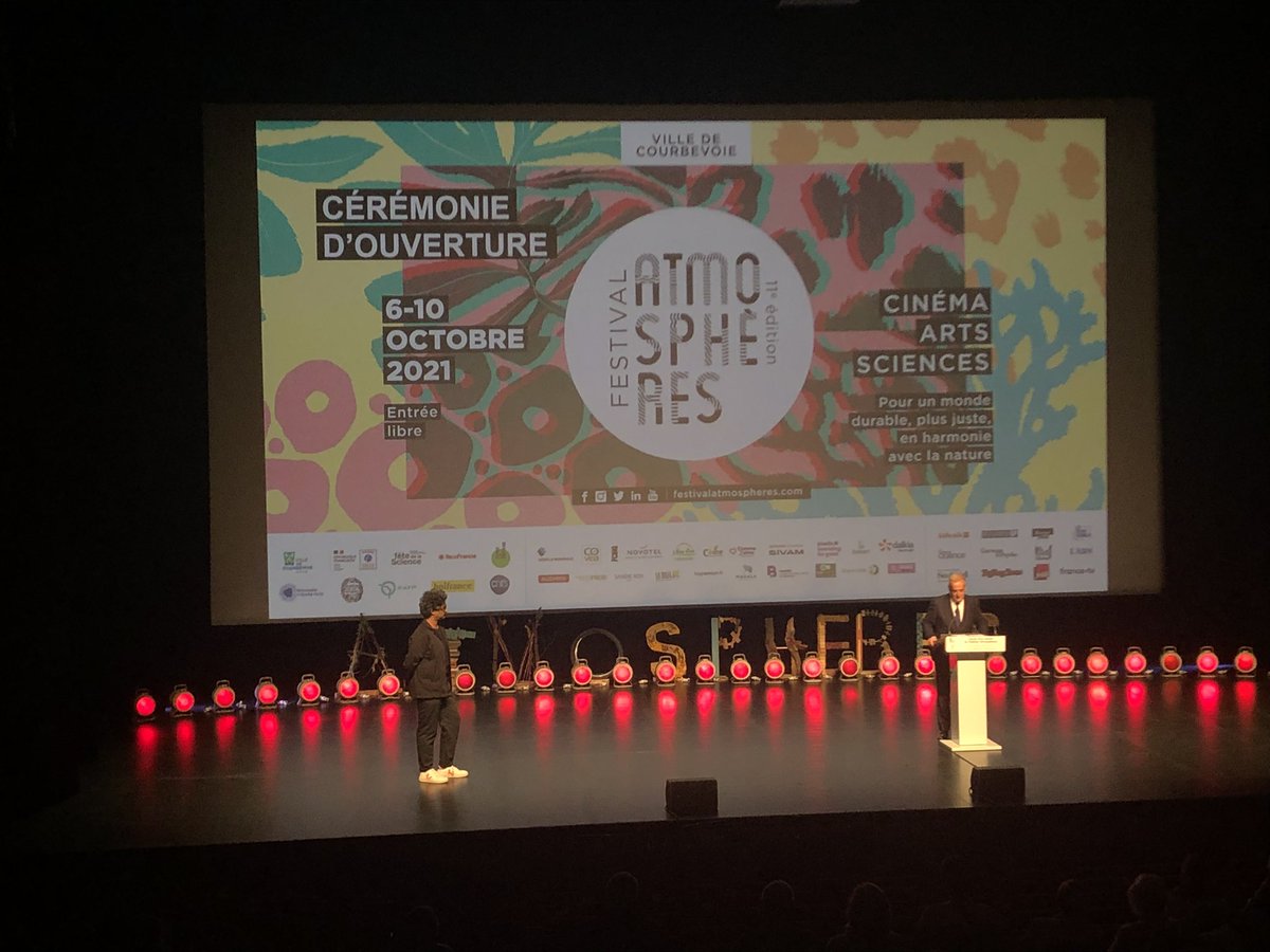 lorenzablack's tweet photo. Fière de ma ville #courbevoie qui accueille depuis 11 ans le @FFatmospheres : formidable initiative de @psignolet pour un monde durable, plus juste en harmonie avec la #nature
 🌱🌍 🙌 https://t.co/9ei70Vp5wa