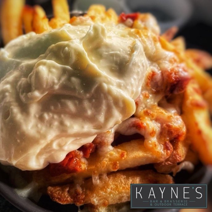 kayneskillarney's tweet photo. Tried our Dirty Fries yet?Our house fries topped with cheese, chorizo & garlic mayo...simply oozing flavour.
Open Mon - Thurs 3pm - 11pm
Fri - Sun 1pm - 11pm
*Last Food Orders is 9pm*
For bookings call 0646639300
#kayneskillarney #greatfood #superbservice #keepitlocal #lovekaynes https://t.co/AvHNYj8HLD
