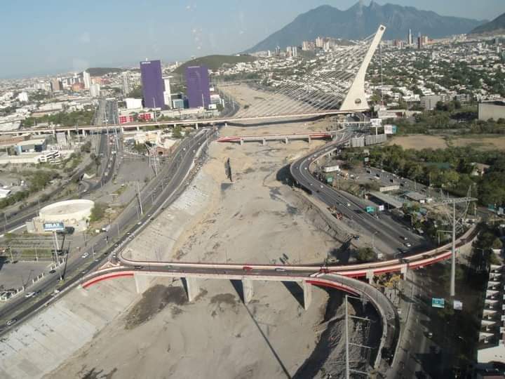 nelvaldez's tweet photo. #Monterrey 2012 vs 2021 😮😍 https://t.co/jgtYPCFf3A