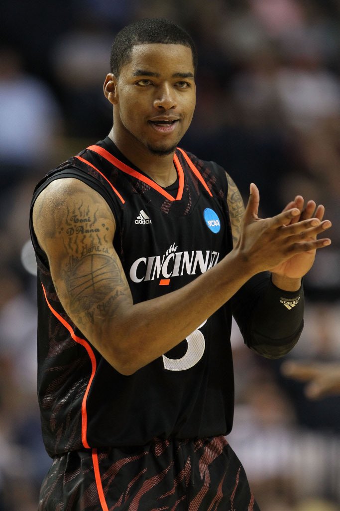CFB247's tweet photo. Dion Dixon 
Cincinnati, Guard 2008-2012 https://t.co/Tba8n8r6zj