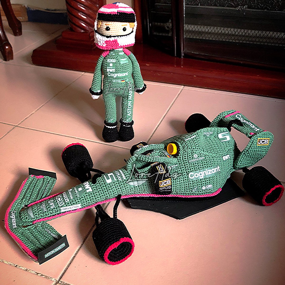 LoreHdz's tweet image. hey guys! I made a mini version of Seb + Honey Ryder :D it’d be extremely awesome if Seb could see it 🥺 @AstonMartinF1 #iAMstories #iAMcreativity