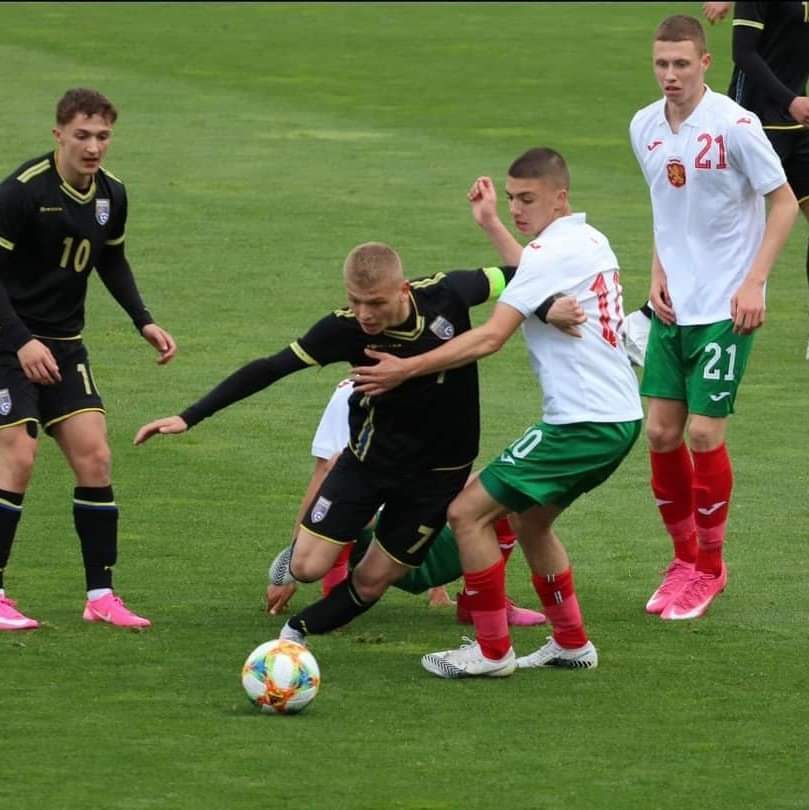 Kosovan Football 🇽🇰 | 💉 on Twitter: "Igball Jashari, the nephew of Adem  Jashari, captained Kosova U17 in today's win over Austria. ❤ LEGENDARY  FAMILY ❤… "