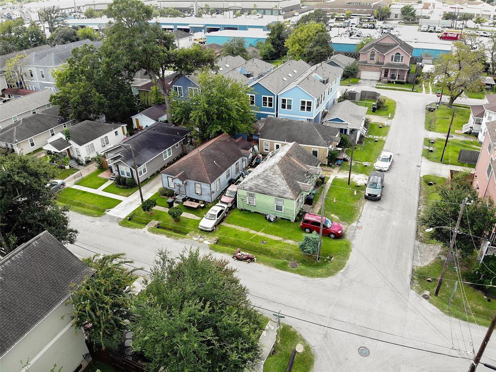 msrerealty's tweet photo. 𝐅𝐎𝐑 𝐒𝐀𝐋𝐄 📍 1102 W 9th Street, Houston, TX 77007 | MLS #71922270

This property currently has multiple offers but is not under contract! Contact us today at 832-224-3421 for more information. https://t.co/WrWMCBRfVr