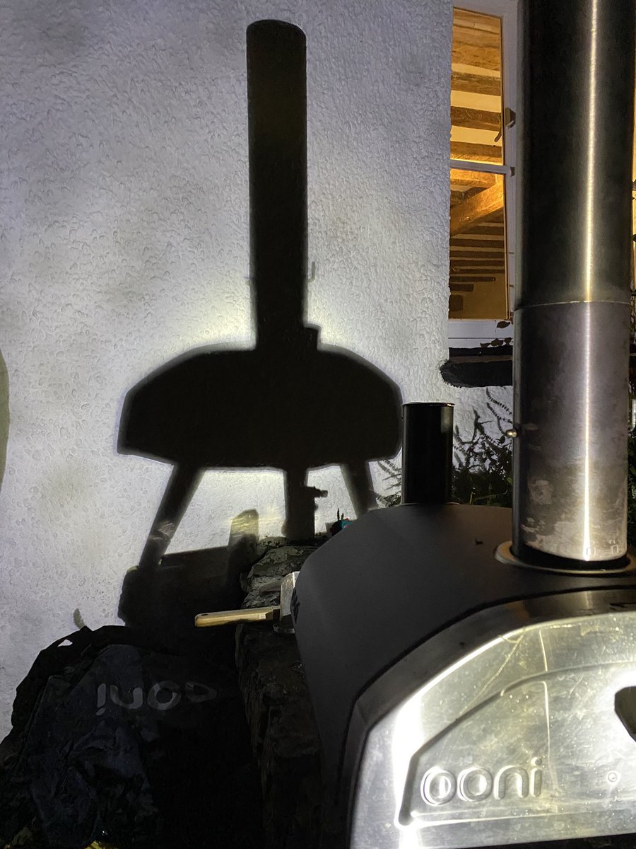 Andrea Gales tweet media