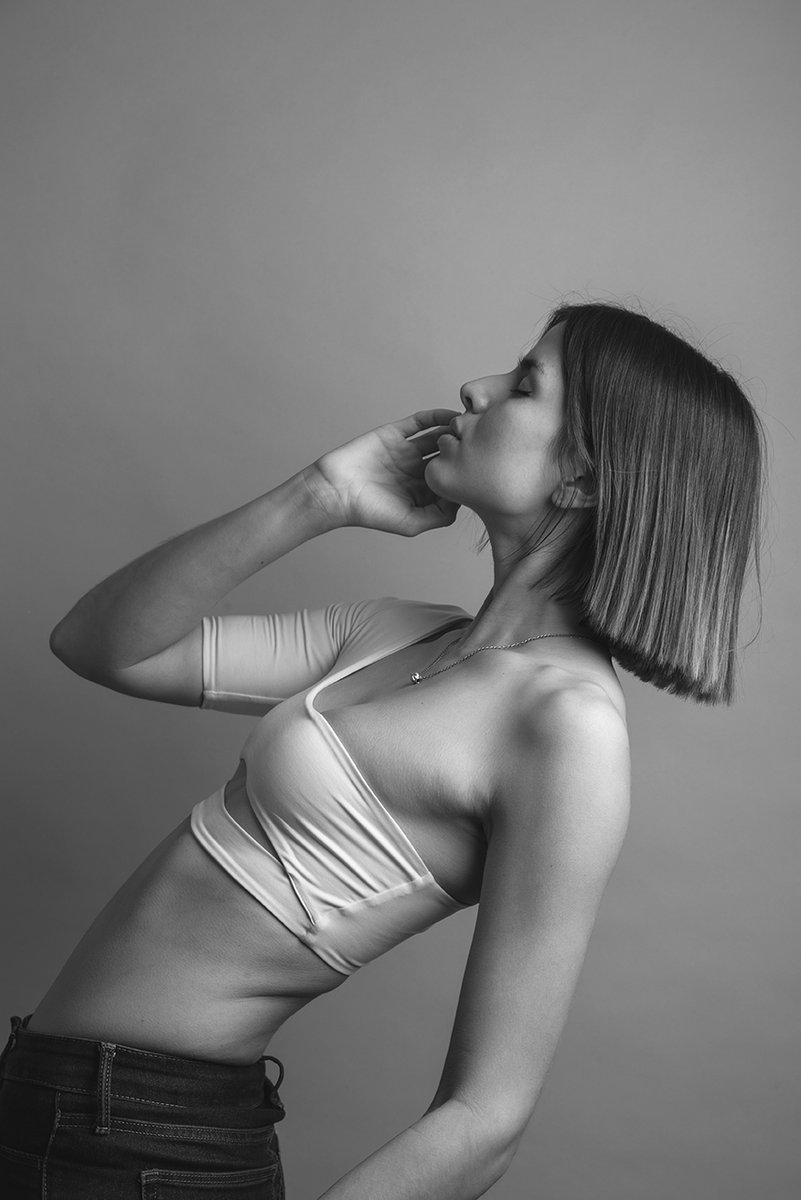petersen_studio's tweet photo. Vayan a mi instagram a votar si quieren que siga o no la promo en octubre!
https://t.co/QdbADekSTI
.
#model #photography #gdl #guadalajara #portrait #portraiture #mxmodel #canon #profoto #bw #blackandwhite #blackandwhiteportrait https://t.co/UwVtvUgGaL