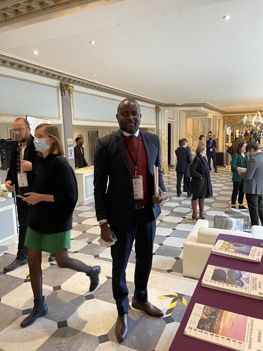 momo05076867's tweet photo. Très ravi de participer au Sommet Immobilier, Aménagement des Territoires & Innovation 2021 #SIATI # à Paris . Toujours à la quête d inatiatives dans le domaine de l immobilier. #Macky SALL #Abdoulaye Seydou SOW #FACIS # https://t.co/fpUld51uGL