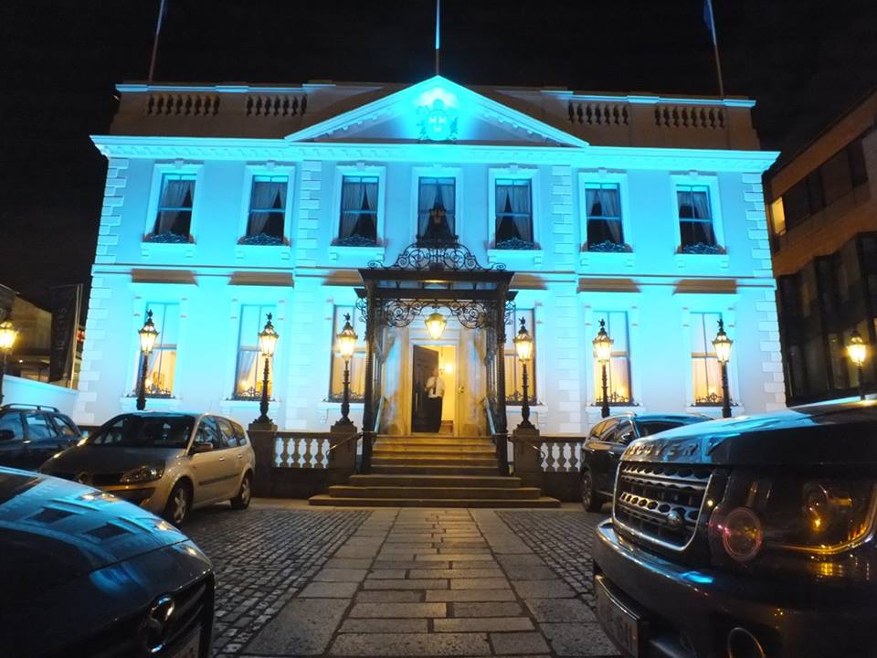 SarahHeavey's tweet photo. We have almost 200 places that will #LightUpTeal for International #TrigeminalNeuralgia Awareness Day tomorrow! 54 places here in #Ireland will proudly support us! @TNNME @WHO @DrTedros @DrSamira_Asma  https://t.co/bTHsCTsTa8 https://t.co/v4yS4HXDNU