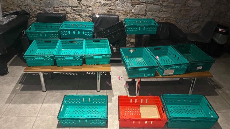 UCCSUEngagement's tweet photo. There are students starving in UCC and all over Ireland. This is the reality of having the highest colleges fees in the EU and increasing rents. 

Please keep donating to our food bank. https://t.co/z17rBGvrXY