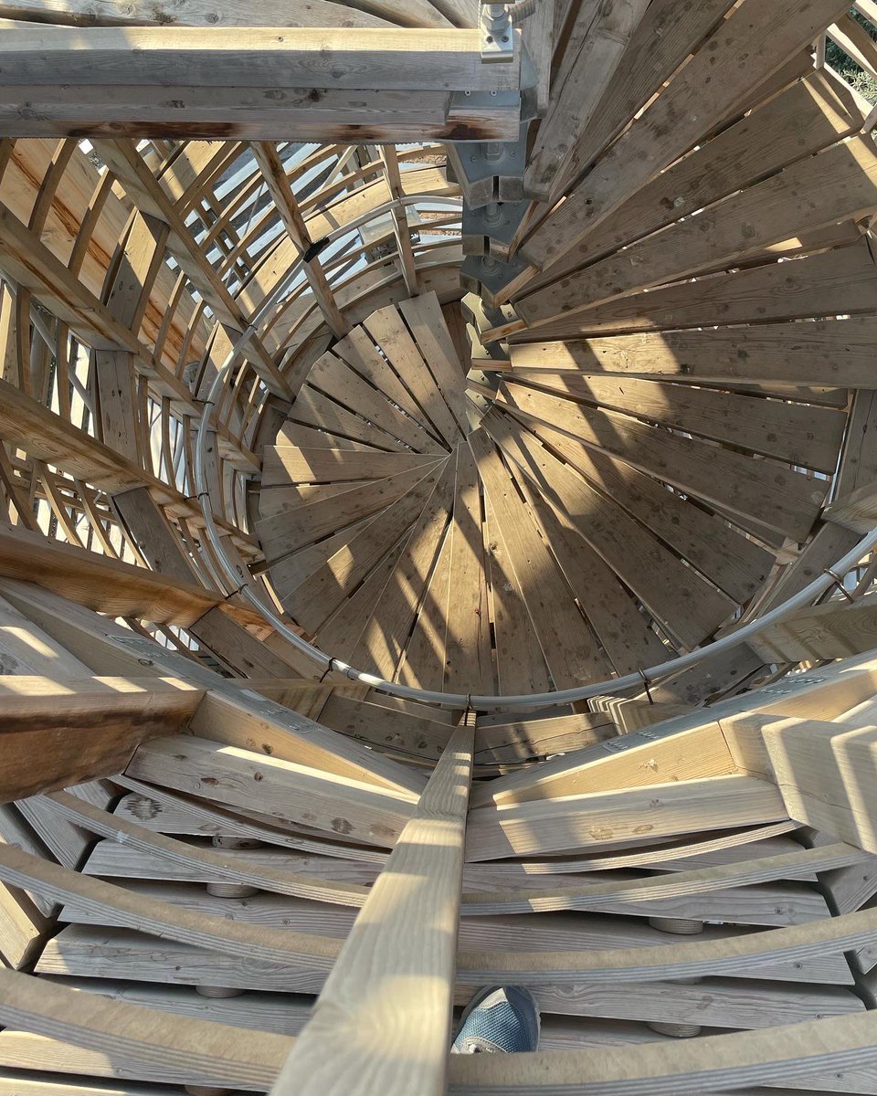 museumlover's tweet photo. At the Hansen House in Jerusalem, this  tower art piece was made to celebrate the 70th anniversary of Israel &amp; the 100th anniversary of the founding of Czechoslovakia. A lovely personal piece for me as my family is from Czechoslovakia and many found refuge in Israel after the war https://t.co/wpwTmN72UR