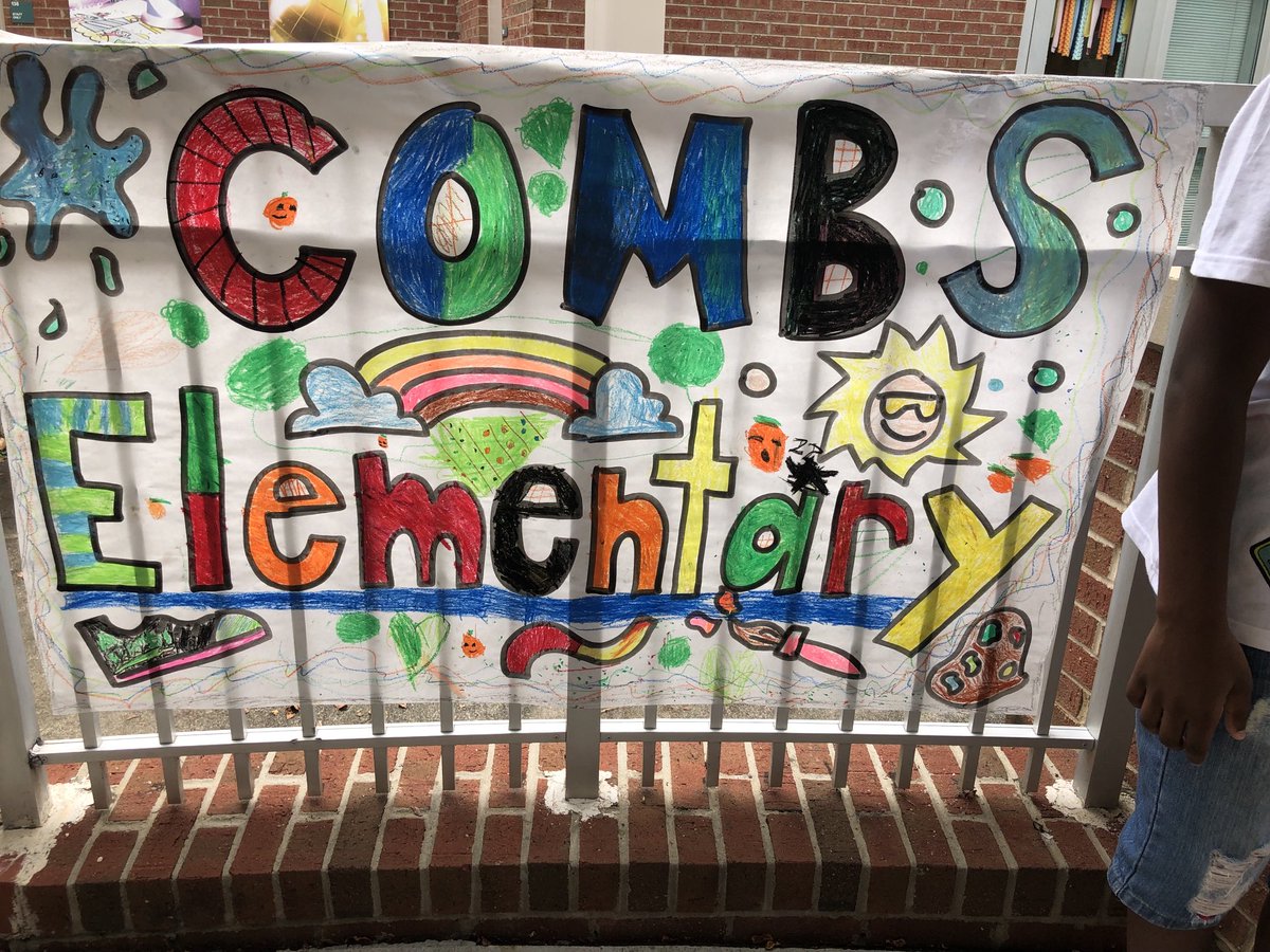 ⁦<a href="/CombsCatchUp/">Combs Catch Up</a>⁩ ⁦<a href="/CentralWCPSS/">Central Area</a>⁩ ⁦<a href="/Combs4th/">Combs 4th Grade</a>⁩ Walk to School Day!