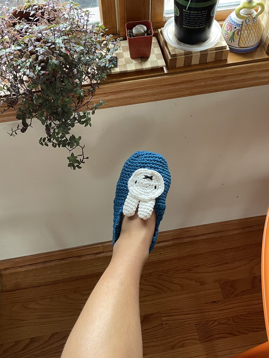 eiansoup's tweet photo. finally finished my miffy slippers 🤗 https://t.co/fs4ou4uBGd
