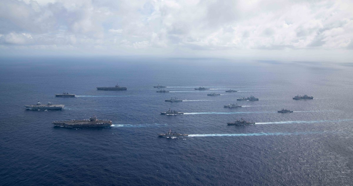 CJOC_COIC's tweet photo. .@HMCSWinnipeg is working with our partner navies @USNavy @RoyalNavy @NZNavy @JMSDF_PAO @Kon_marine to strengthen international partnerships, enhance military cooperation and provide stability in the Indo-Pacific region. #StrongerTogether #FreeandOpenIndoPacific https://t.co/X2DYDHxVi0