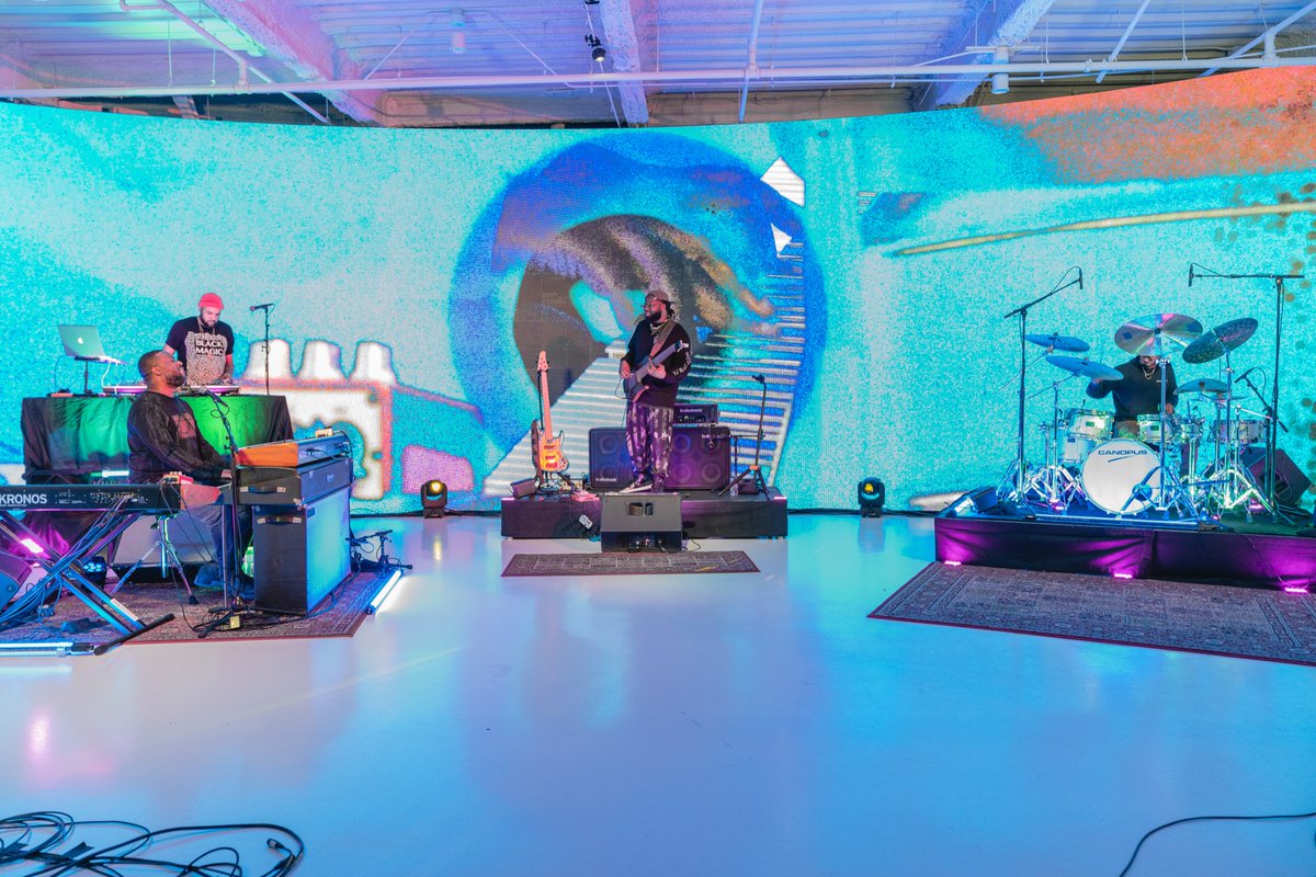 on_air_events's tweet photo. 🔥 2 DAYS TO GO 🔥 ‘Robert Glasper Electric Trio’ will see @robertglasper joined by Burniss Travis, Justin Tyson, and DJ Jahi Sundance. Tickets - https://t.co/Vx7bjj0JRB
#RobertGlasper #RobertGlasperElectricTrio #onair #onairevents #livestream #dolbyatmos #Jazz #soul #neosoul https://t.co/GGeaOCCxRj