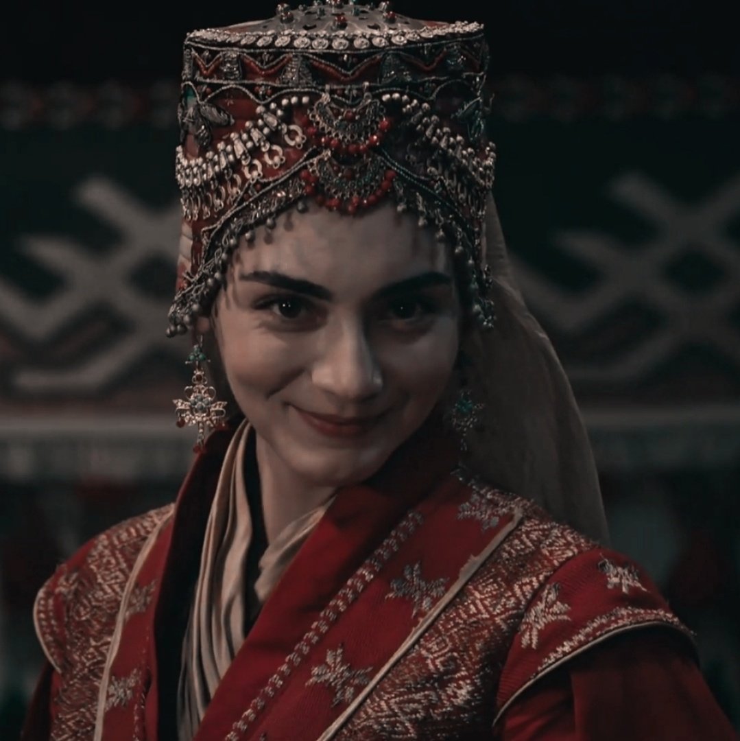 𝖡𝖾𝗌𝗍 𝗈𝖿 𝗢̈𝘇𝗴𝗲 ♡︎ (@ozgetorerbo) on Twitter photo 