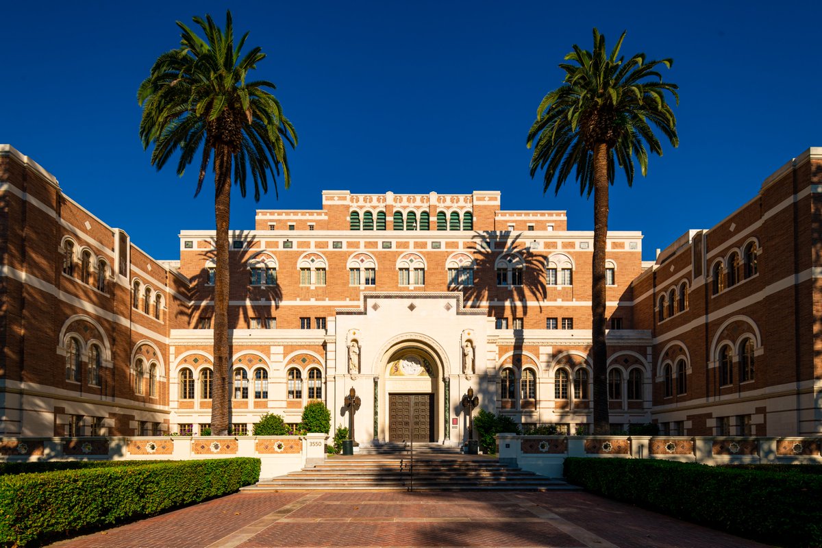 USC Trojans tweet media