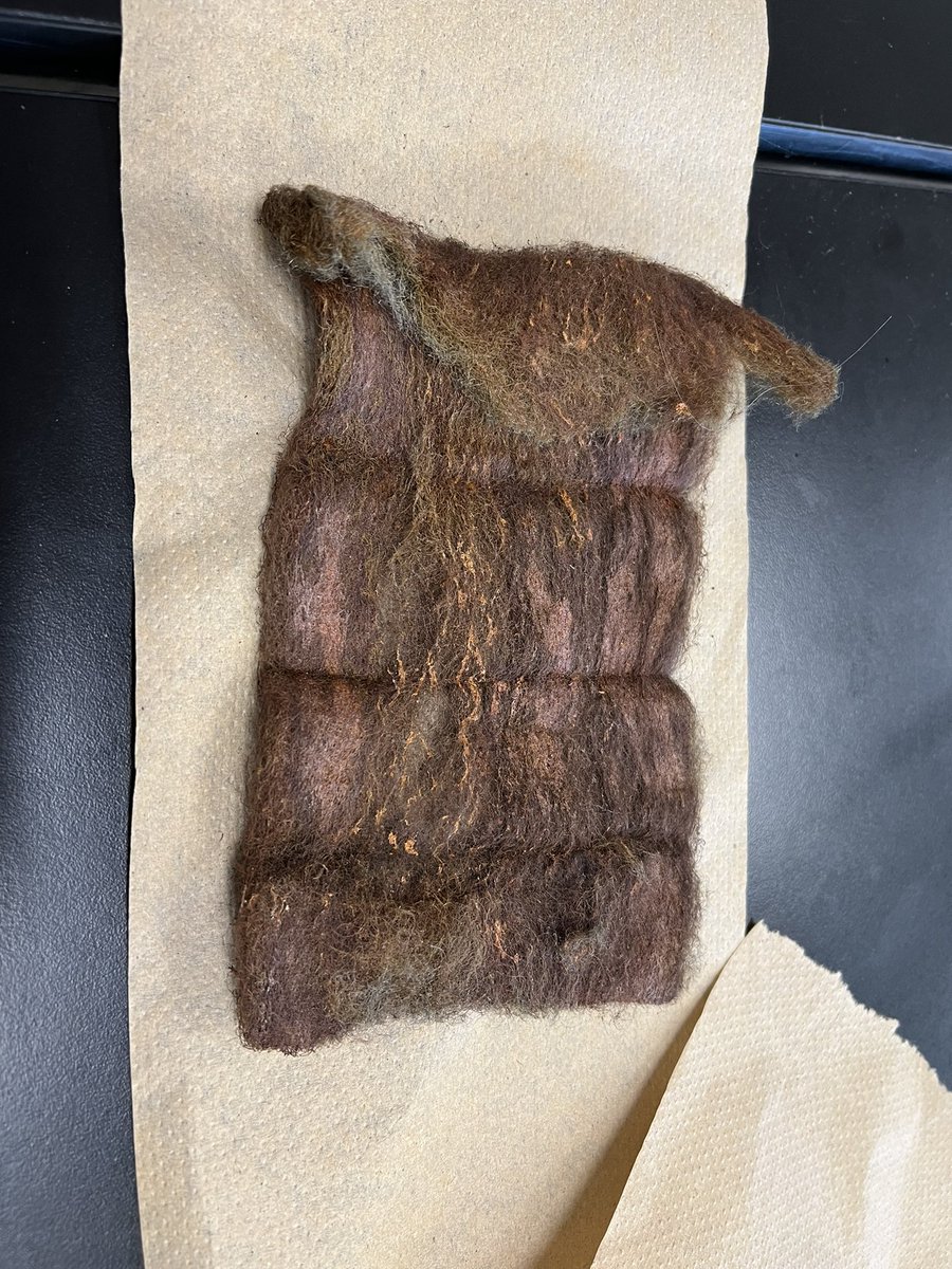 RobJacksonSMS's tweet photo. Demonstrating that rust reactions absorb oxygen and create vacuums. Next step is to observe mass changes in closed vs open systems. https://t.co/aChQdH5NPc