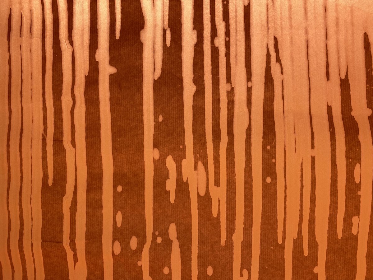 kerry_paron's tweet photo. Painting with oil and light. "It is like magical. Like a waterfall. Like a shooting star." Exploring materials. Intentional and accidental beauty. #kindergarten #freeflow #HWW @Fleamarketmummy @SwissHill66 @Blinkingnora1 @horofraser @JB_Rowe @OrdinaryPeepal https://t.co/P2nnx6DSK6