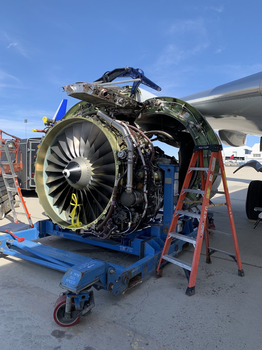 comavguru's tweet photo. @AeroMaintenance Making it do what it do !!  #cavu #cavuaerospace https://t.co/9lXsG77wOV