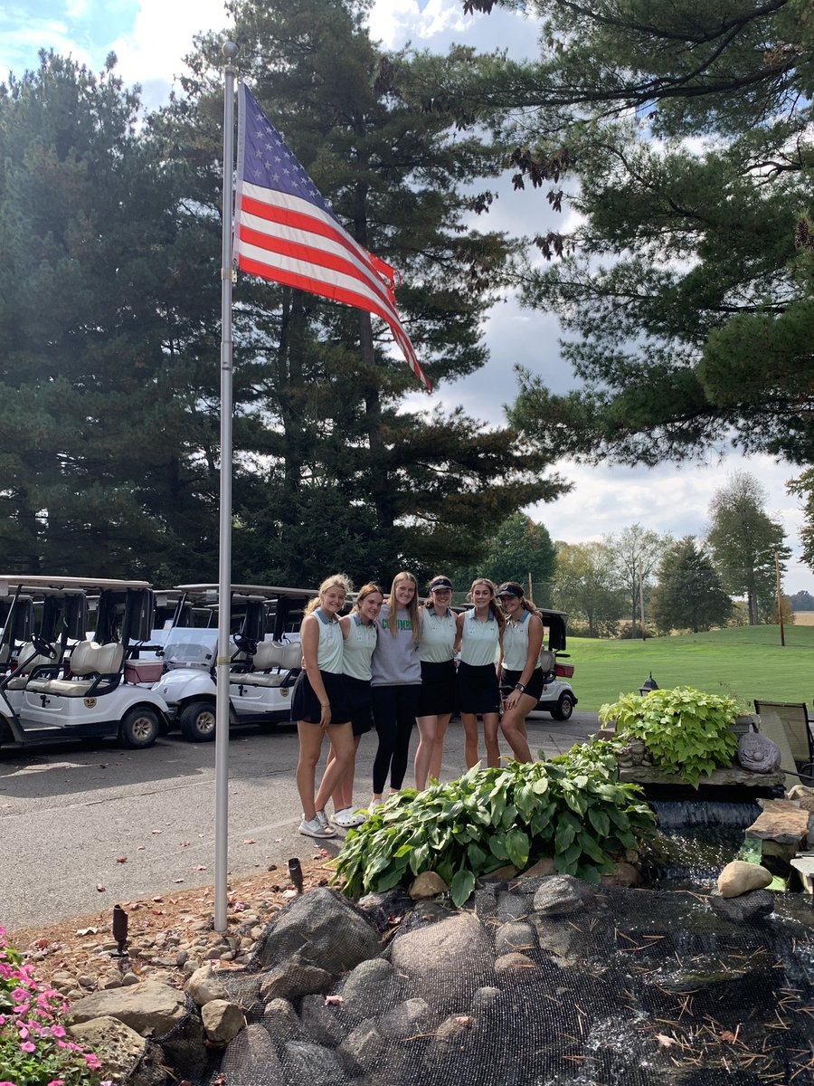 Today we played in Districts for the first time in school history and took 6th out of 12 teams. Maddy led the team today with a 95, Taylor and Jessi tied with 97s, and Alyssa shot a 109. We finished the season 12-1 with two tournament wins!