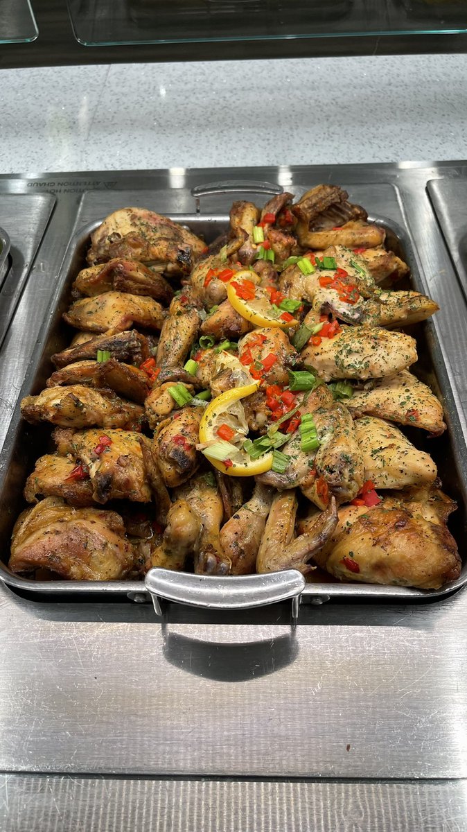 fvsu_dining's tweet photo. The chefs in Fambro’s Dining Center have been cooking it up lately 🔥
•
•
•
#FVSU #FORTVALLEYSTATEUNIVERSITY #FVSU22 #FVSU23 #FVSU24 #fvsu25 https://t.co/brfPTkEEWX