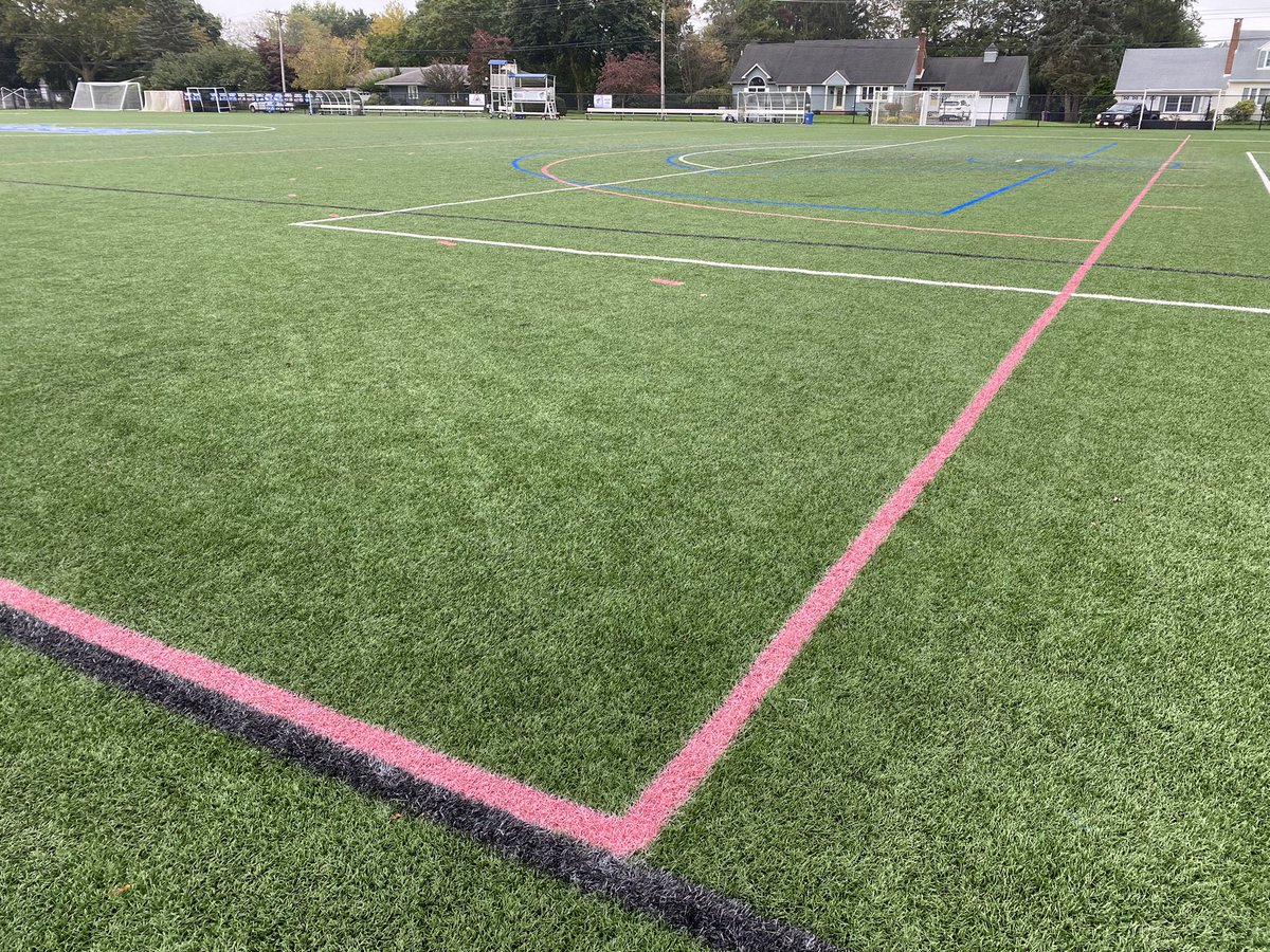 centcyclones_FH's tweet photo. In recognition of Breast Cancer Awareness Month, Centenary University has repainted their Field Hockey Pitch PINK!!!  Play For The Cure…Go Cyclones 🌪🏑 https://t.co/917vNbeKFw
