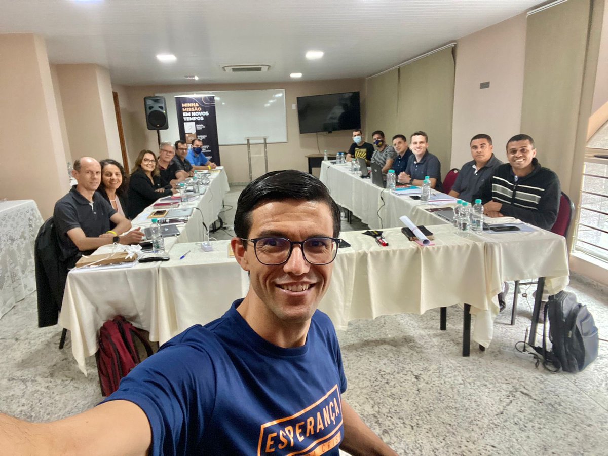 Mais que uma equipe... AES..