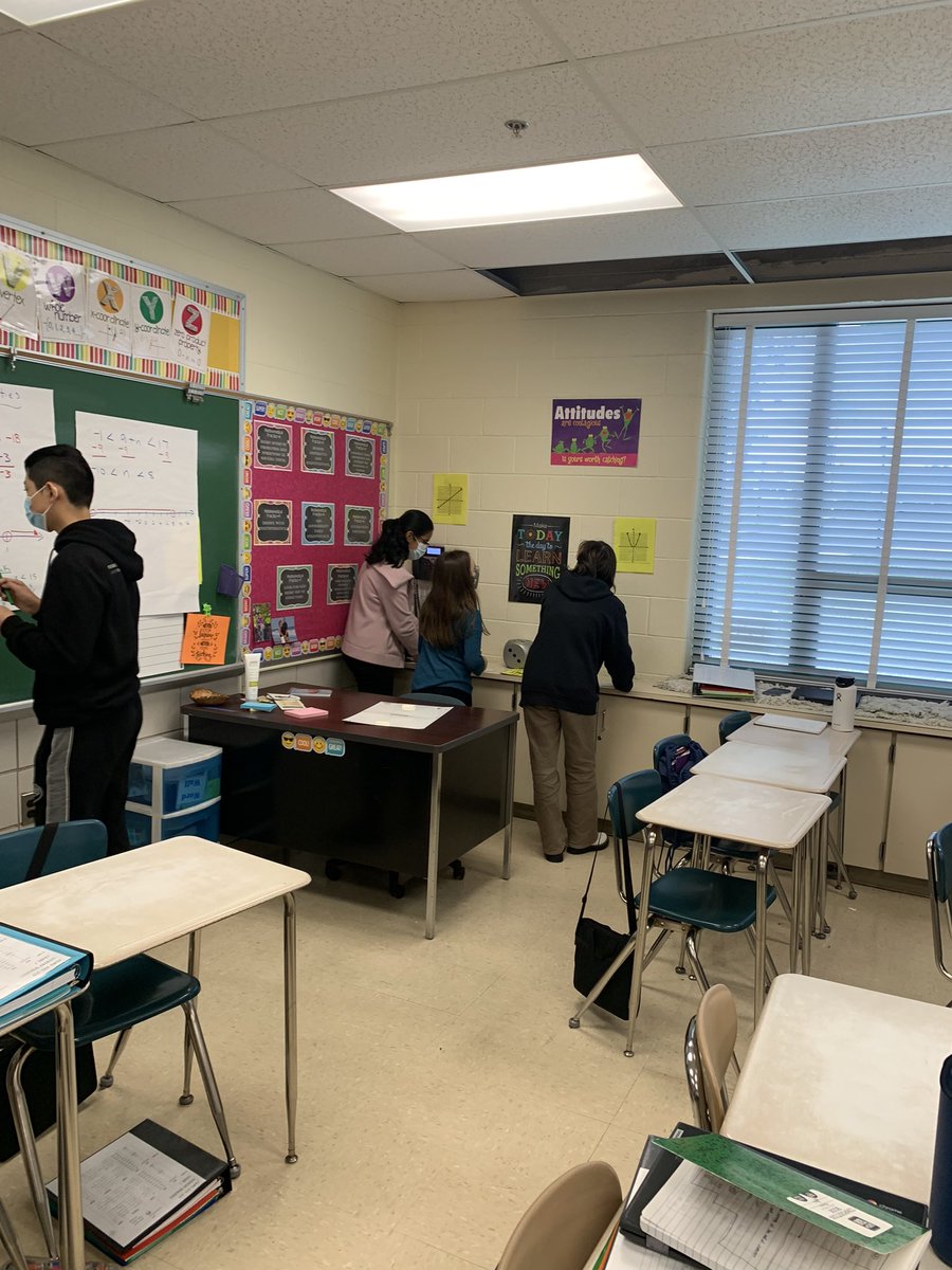 Kelly Ena tweet media