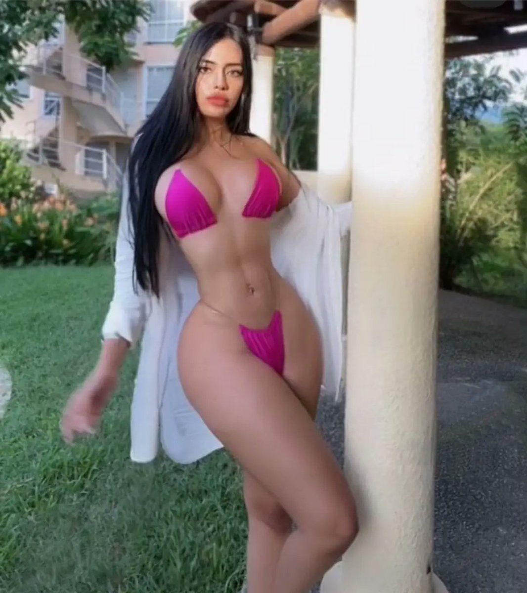 sandrelex_'s tweet photo. Estas bien diva y ese cuerpo que motiva https://t.co/dcCcVBqcfG