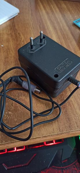 snesretrouy's tweet photo. 🇺🇾Mi adaptador AC del Super Nintendo murió y tuve que cambiarlo por otro compatible de la marca Retro-Bit muy bueno por cierto y todo solucionado.
🇧🇷Meu adaptador AC da Super Nintendo faleceu e tive que trocar por outro compatível da marca Retro-Bit muito bom e deu tudo certo. https://t.co/icESU227xa